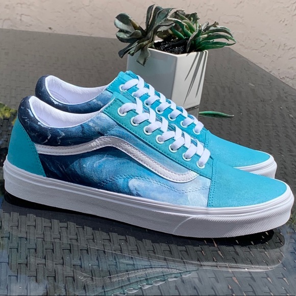 Handpainted wave vans size 11.5 - Picture 2 of 3